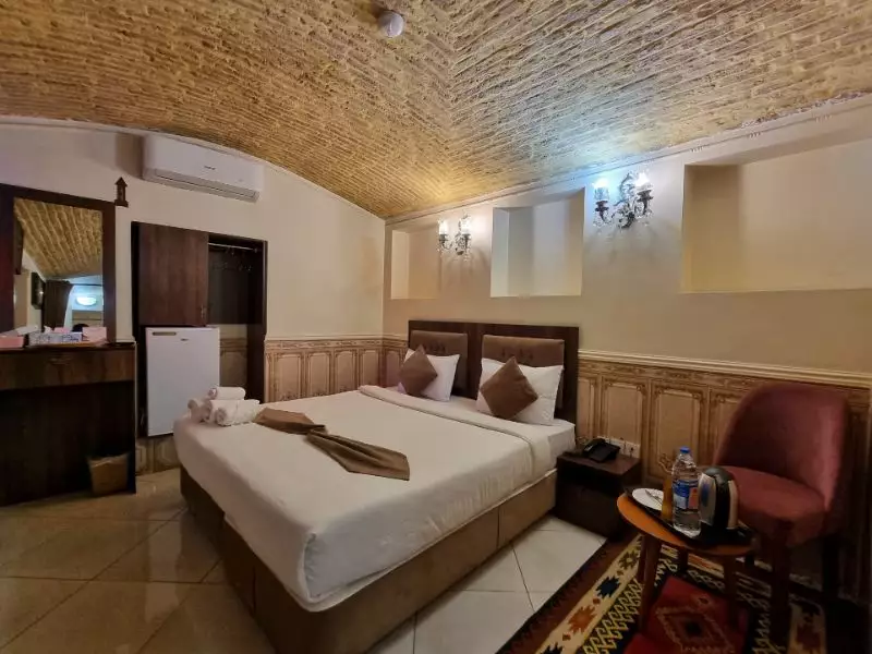 Alibaba https://cdn.alibaba.ir/ostorage/hotel-accommodation-images/68e37e6fa1e6f83605b7e5fe_دوتخته دبل 102 (1).webp